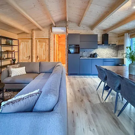 Vakantiehuis Gorgeous In With Wifi