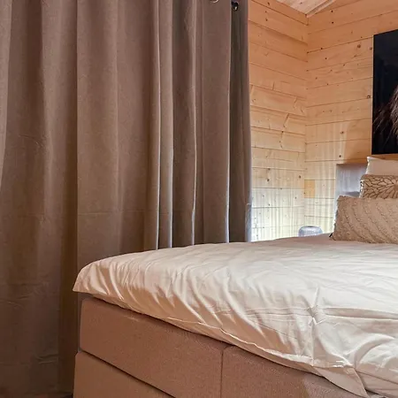 Gorgeous In With Wifi